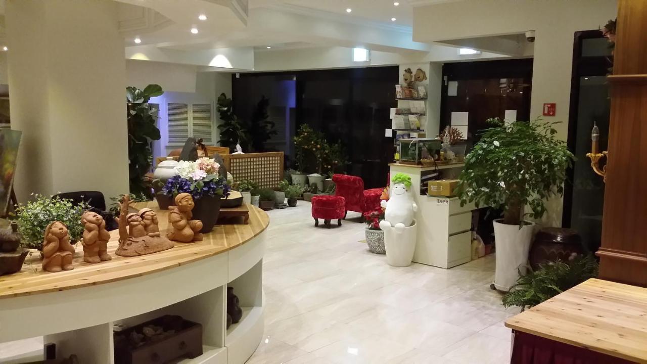 Jeonju Tourist Hotel Buitenkant foto
