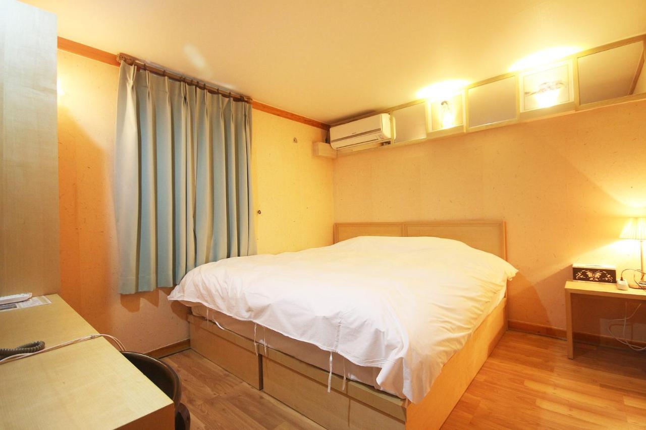 Jeonju Tourist Hotel Buitenkant foto