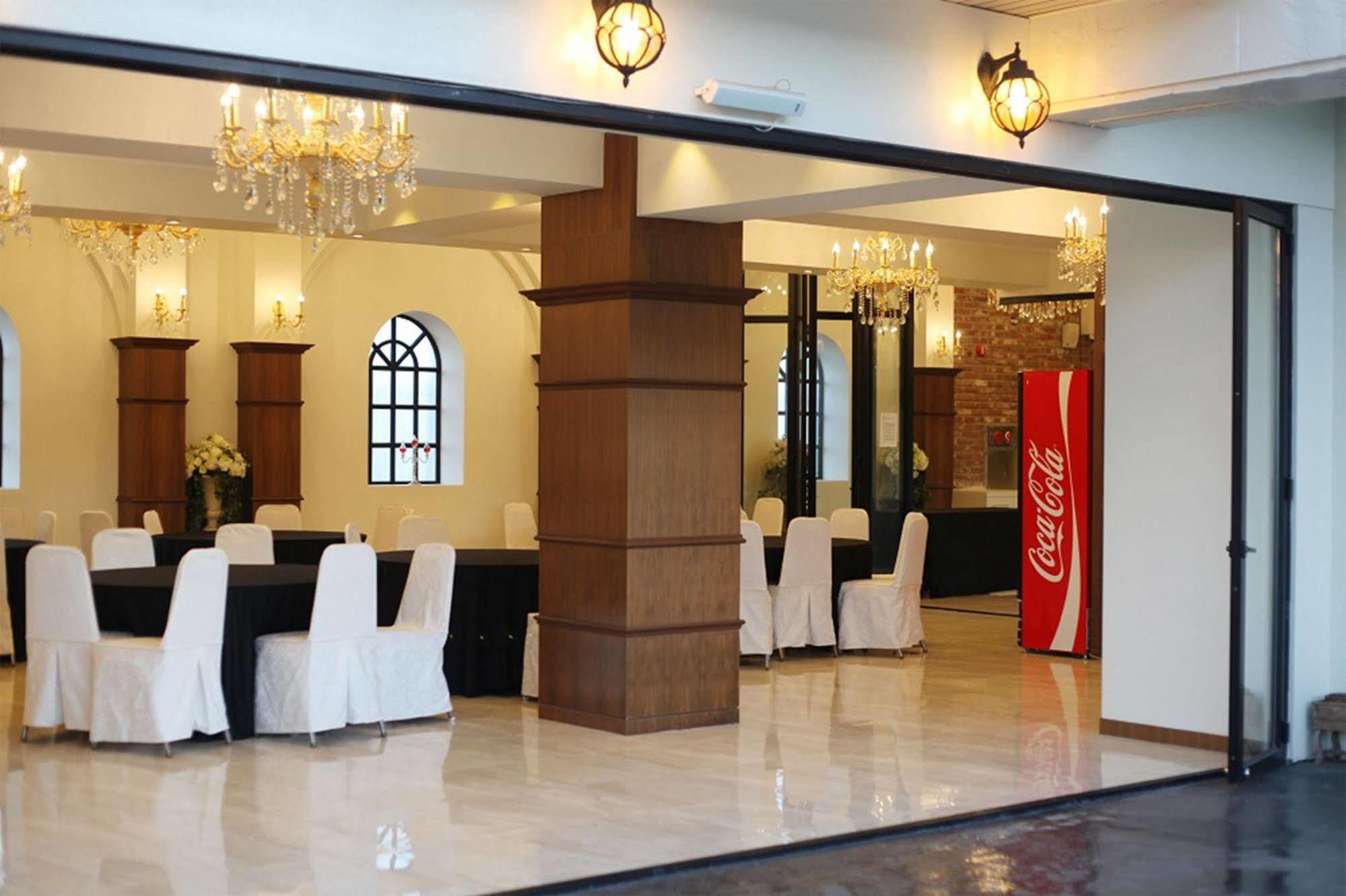 Jeonju Tourist Hotel Buitenkant foto