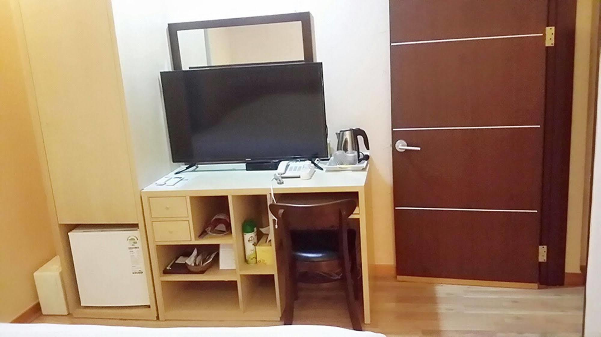 Jeonju Tourist Hotel Buitenkant foto