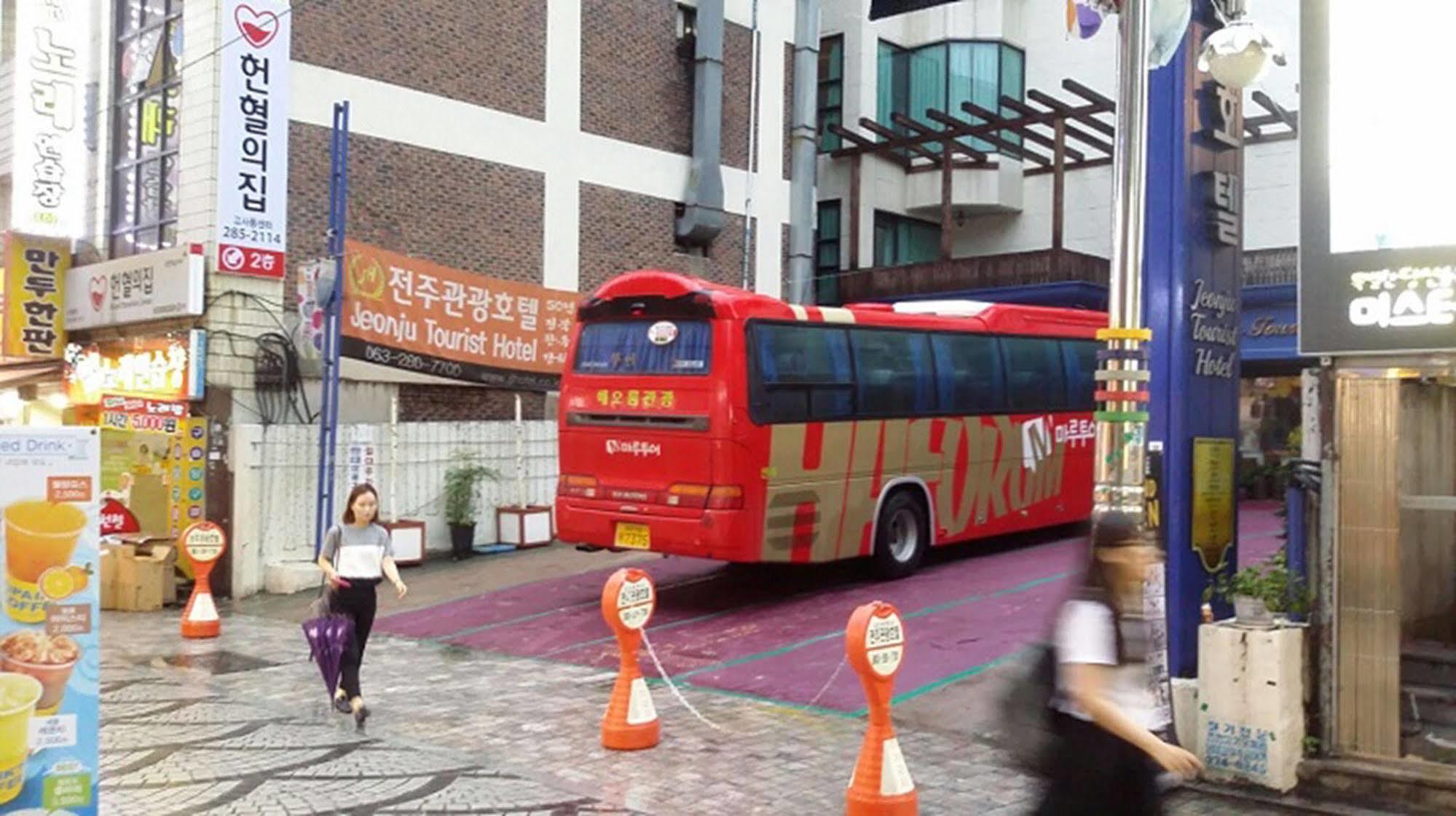 Jeonju Tourist Hotel Buitenkant foto